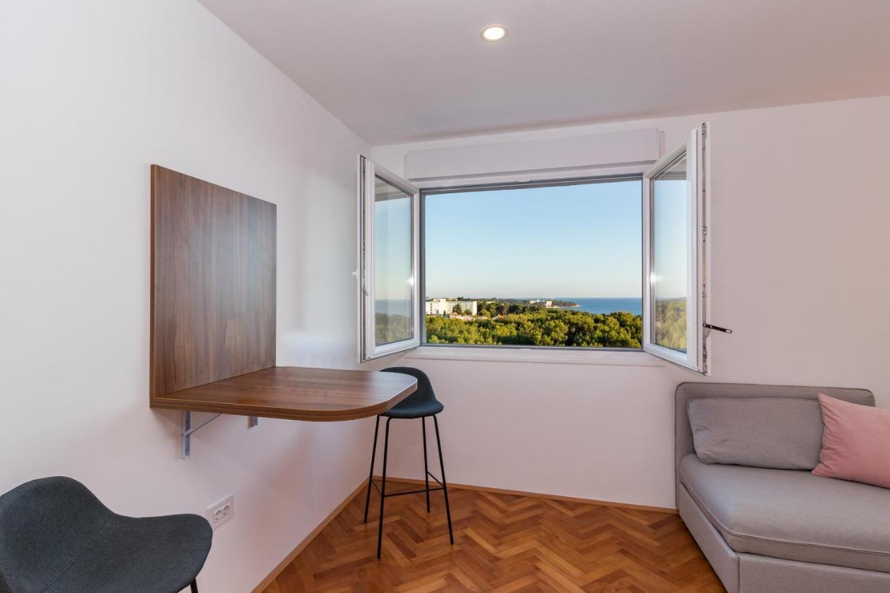 Top Floor Modern Apartment With Incredible Views Пула Экстерьер фото